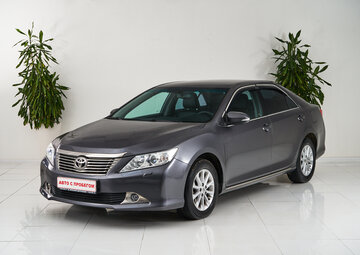 Toyota Camry Вид 1