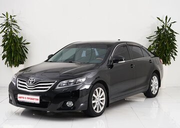 Toyota Camry Вид 1
